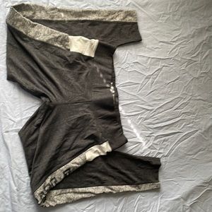 Victoria’s Secret leggings